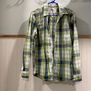 Hollister button down size medium